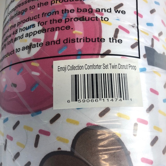 Emoji 🍩 Give a 💩 Poop Sheet / Comforter Set Twin - Picture 2 of 8